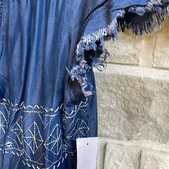 Ban•Jara NEW with tags Denim/ embroidered dress . SZ Large - Picture 3 of 7